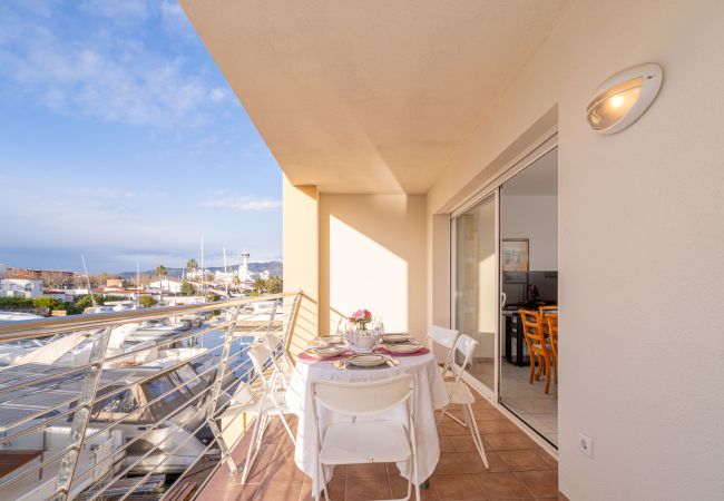 Apartment in Empuriabrava - 0163-PORT SALINS Apartment with canal view Apartment in Empuriabrava - 0163-PORT SALINS Apartment with canal view