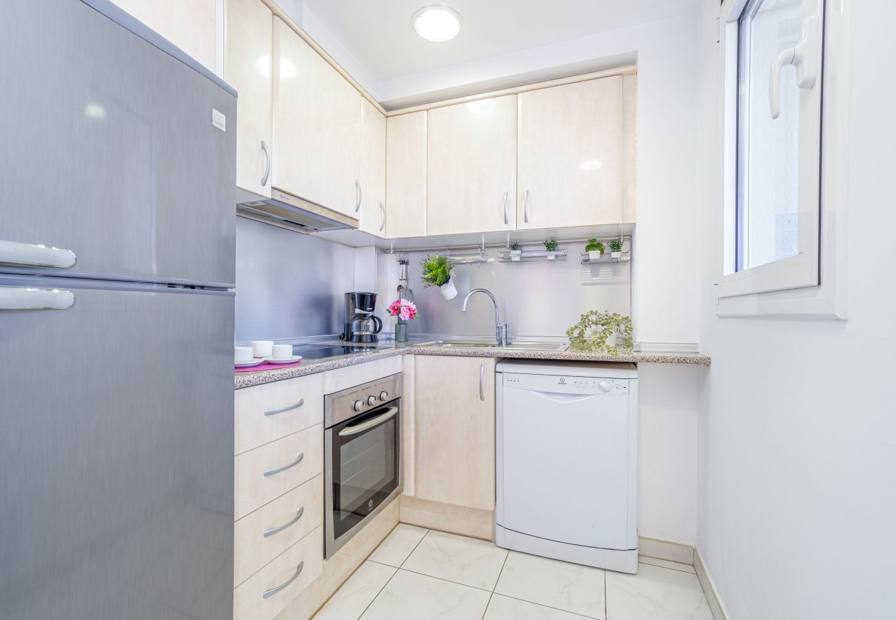 Apartment in Empuriabrava - 0155-PORT SALINS Apartment with canal view