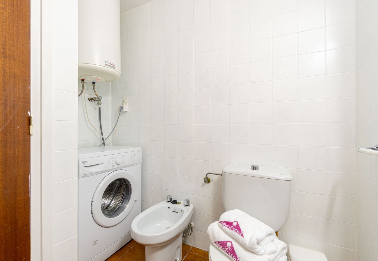 Apartment in Empuriabrava - 0139-ONADA Apartment with canal view
