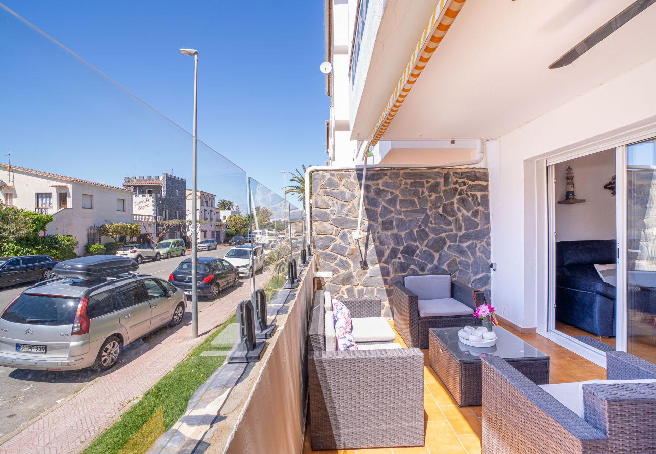 Apartment in Empuriabrava - 0158-PATTAYA Apartment with 2 bedrooms, terrace and garage