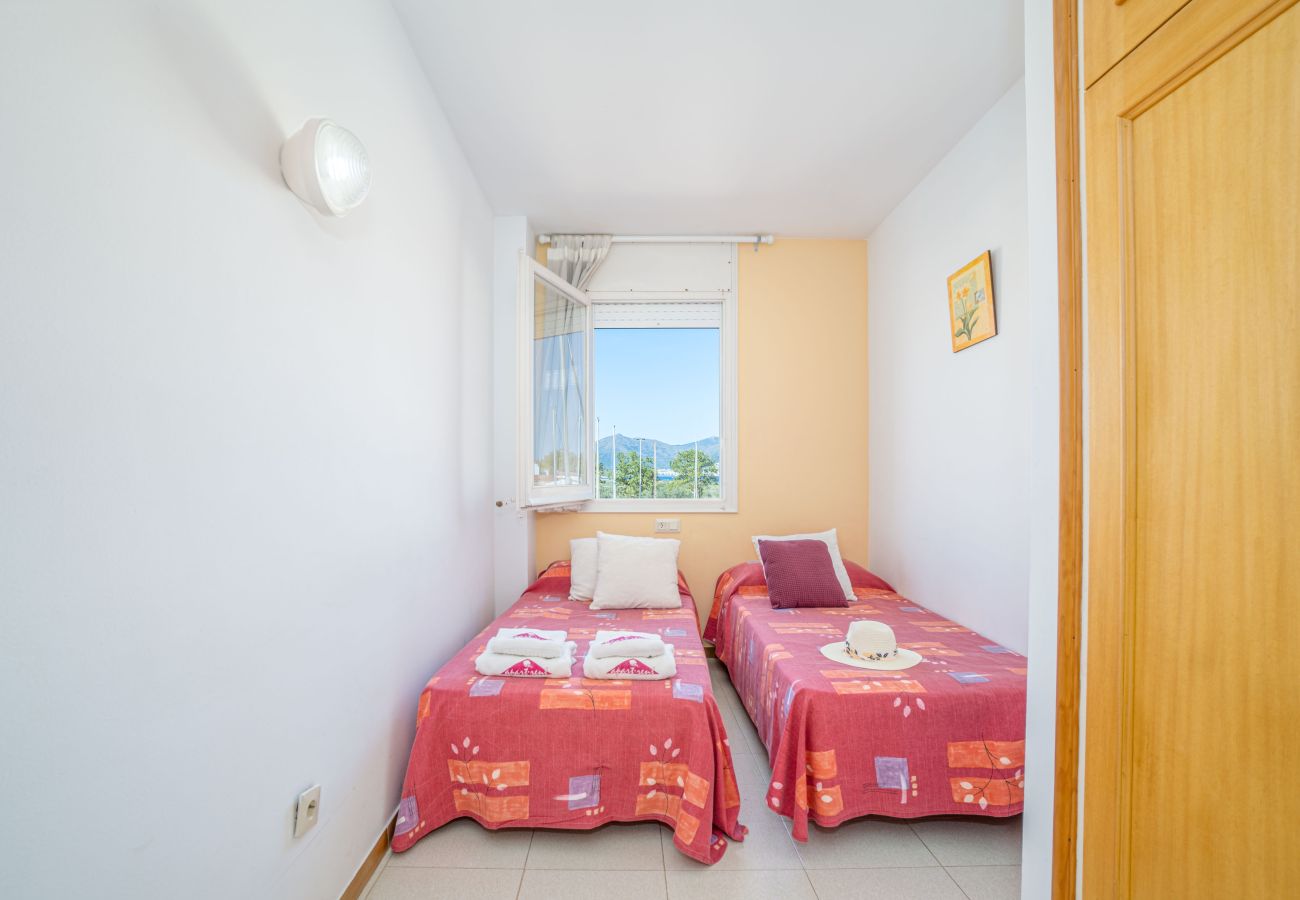 Apartment in Empuriabrava - 0132-PORT MOXO Apartment on the canal with view