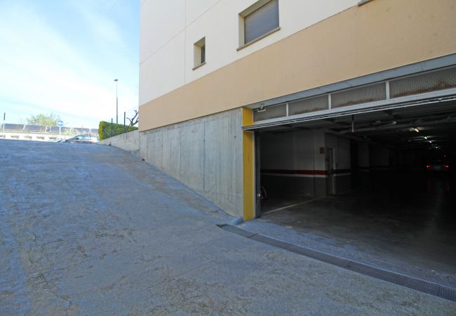 Apartment in Rosas / Roses - 8010-MIL.LENI Apartment with community pool and parking Apartment in Rosas / Roses - 8010-MIL.LENI Apartment with community pool and parking