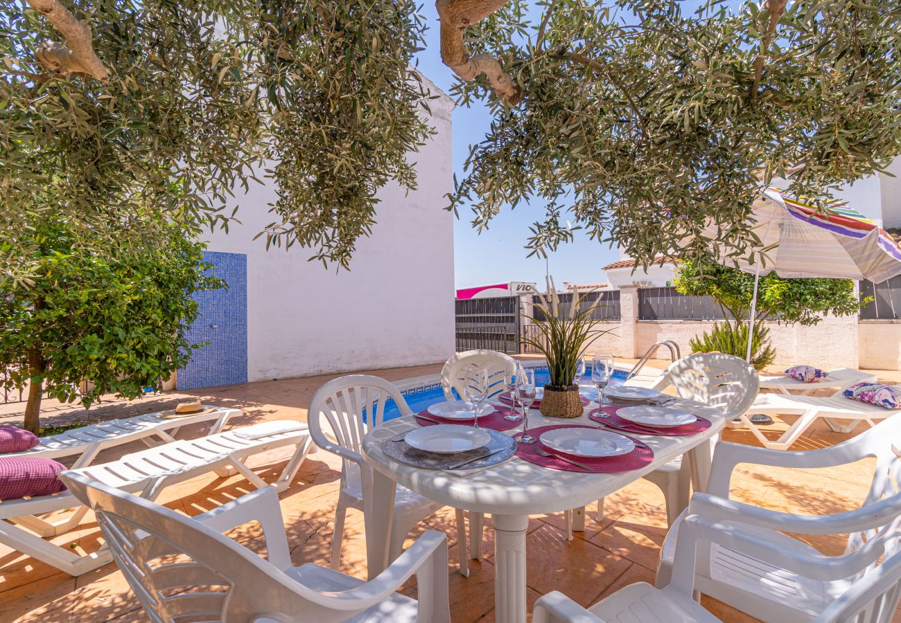 Villa in Empuriabrava - 0191-SANT MAURICI House with private pool