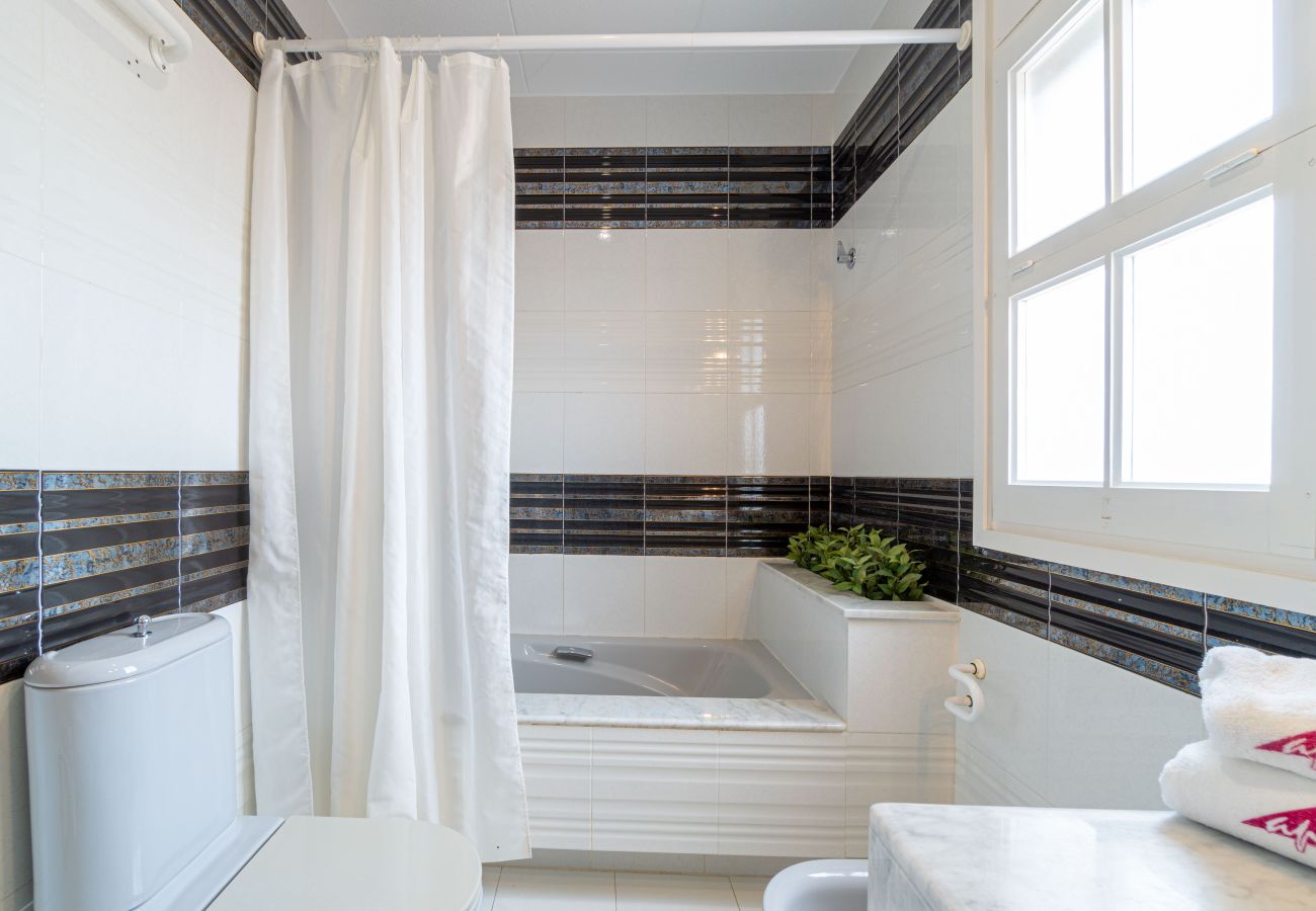 Villa in Empuriabrava - 0024-BAHIA  House with 3 bedrooms near the beach