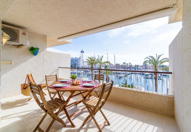 Apartment in Empuriabrava - 0180-PORT GREC Apartment with canal view