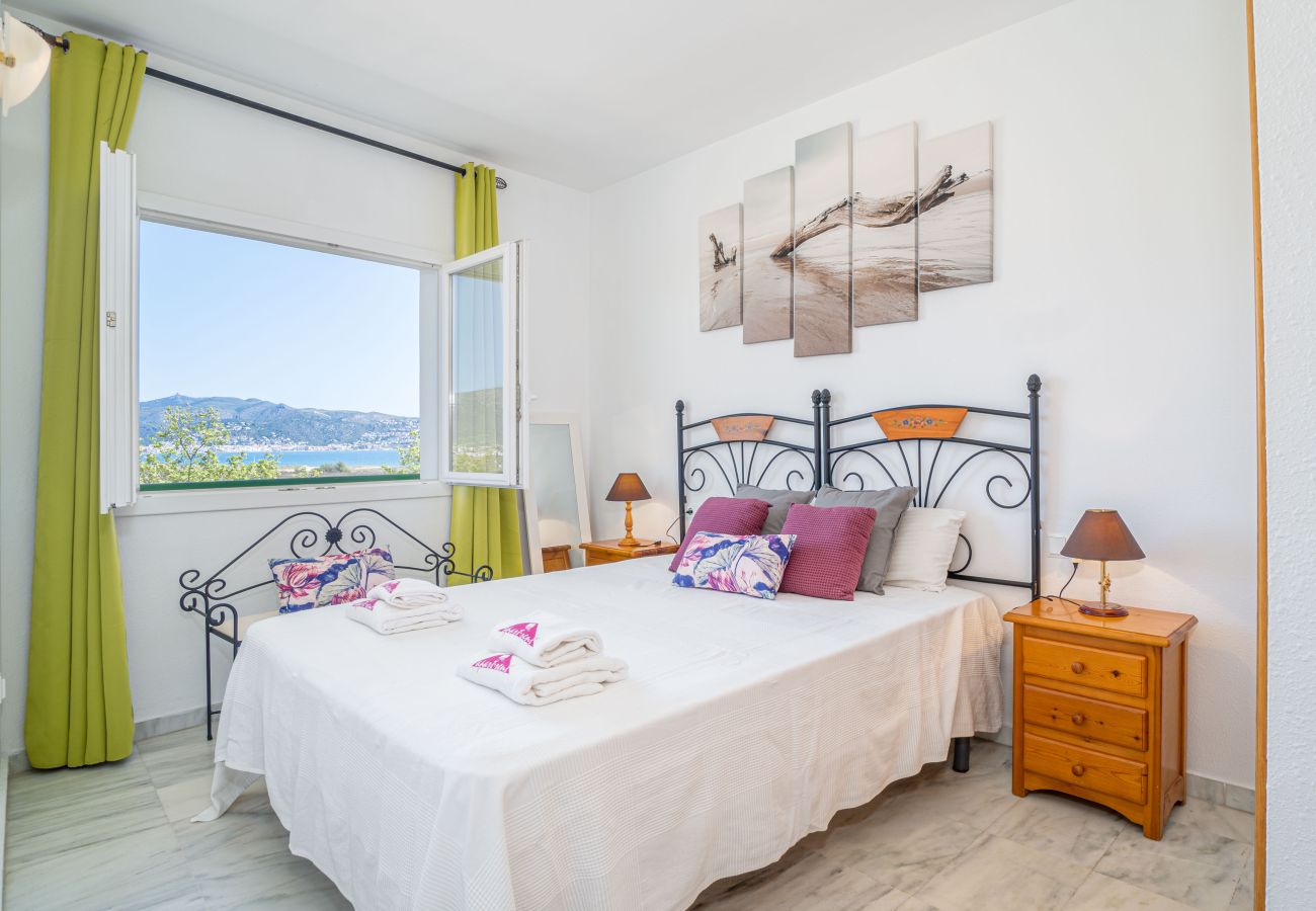 Appartement à Empuriabrava - 0148-PORT DUCAL Appartement avec terrasse, vue sur mer et wifi