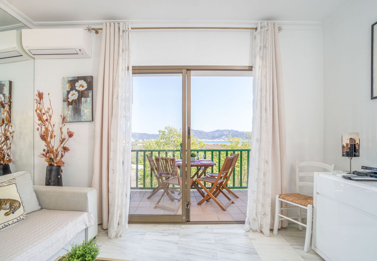 Appartement à Empuriabrava - 0148-PORT DUCAL Appartement avec terrasse, vue sur mer et wifi