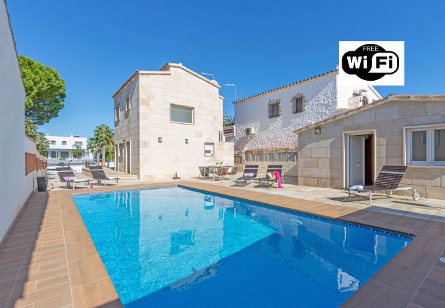 Villa à Empuriabrava - 0031-TER Maison au canal avec piscine, amarrage et studio