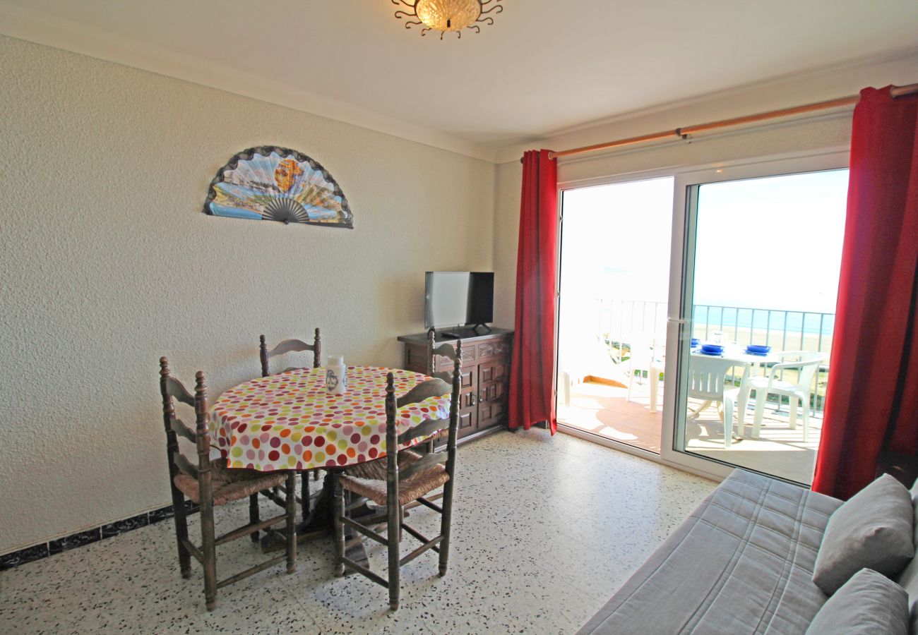Studio à Empuriabrava - 0181-SYLVIA Studio avec vue sur mer