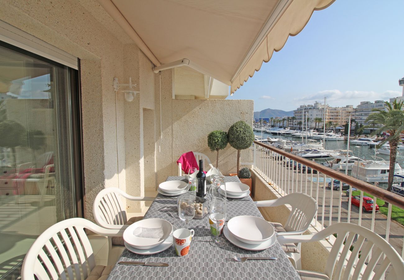 Appartement à Empuriabrava - 0112-PORT GREC Appartement avec vue sur le canal