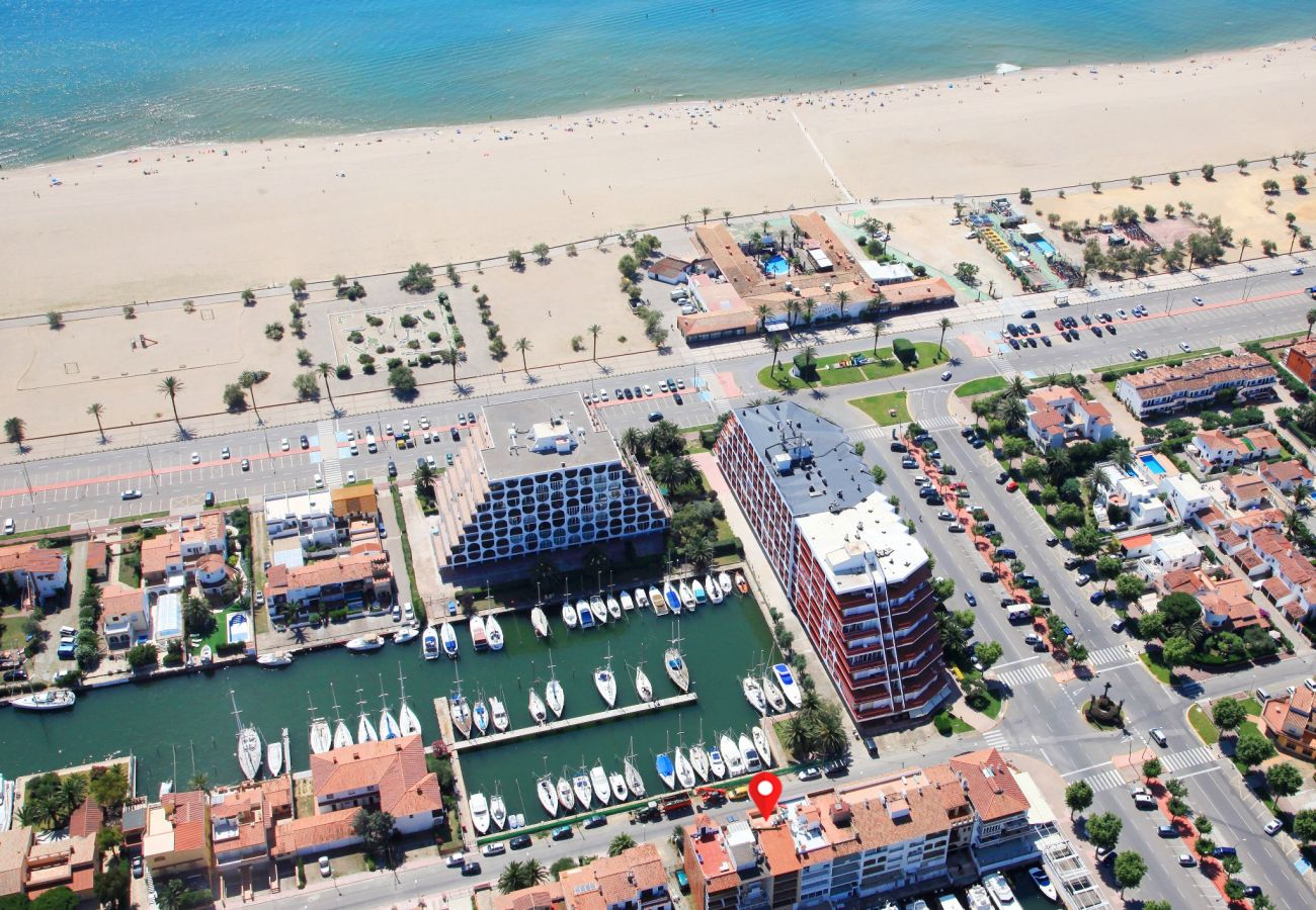 Appartement à Empuriabrava - 0155-PORT SALINS Appartement avec vue sur canal