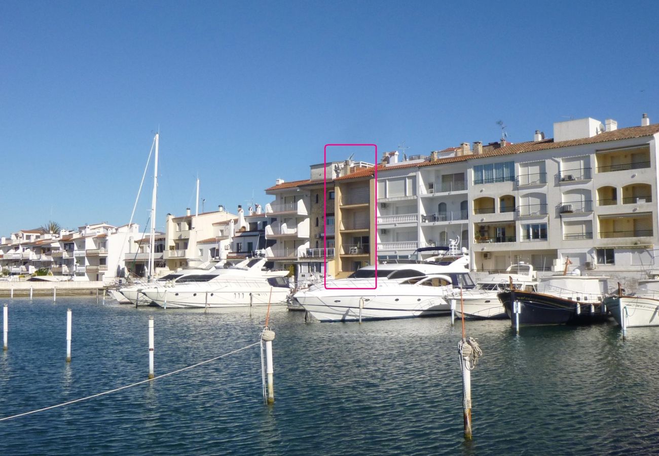 Appartement à Empuriabrava - 0155-PORT SALINS Appartement avec vue sur canal
