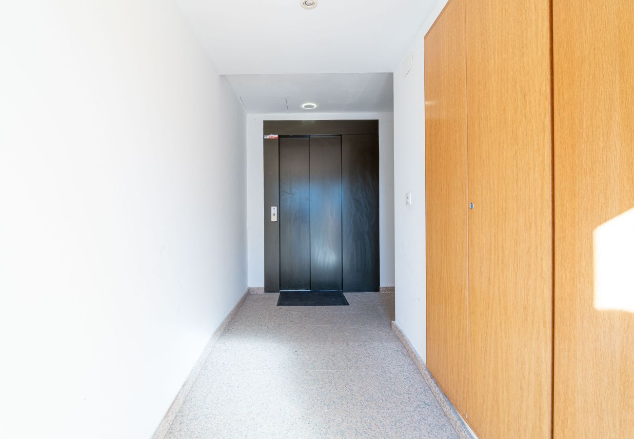 Appartement à Empuriabrava - 0155-PORT SALINS Appartement avec vue sur canal