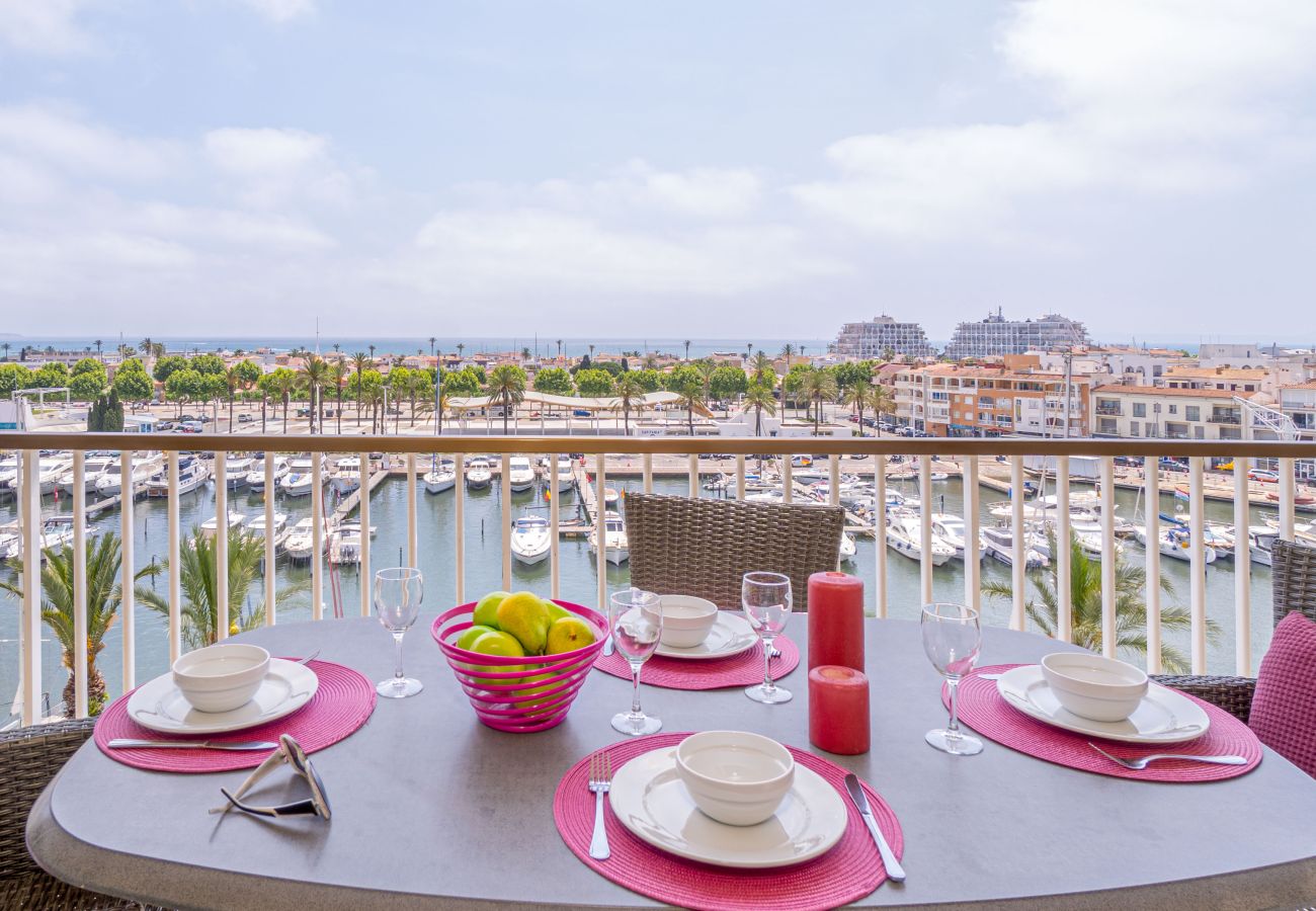 Appartement à Empuriabrava - 0160-PORT GREC Appartement avec WIFI, Smart TV, vue sur canal et mer