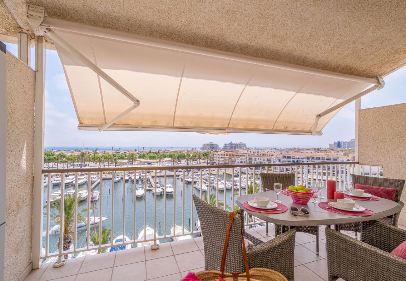 Appartement à Empuriabrava - 0160-PORT GREC Appartement avec WIFI, Smart TV, vue sur canal et mer