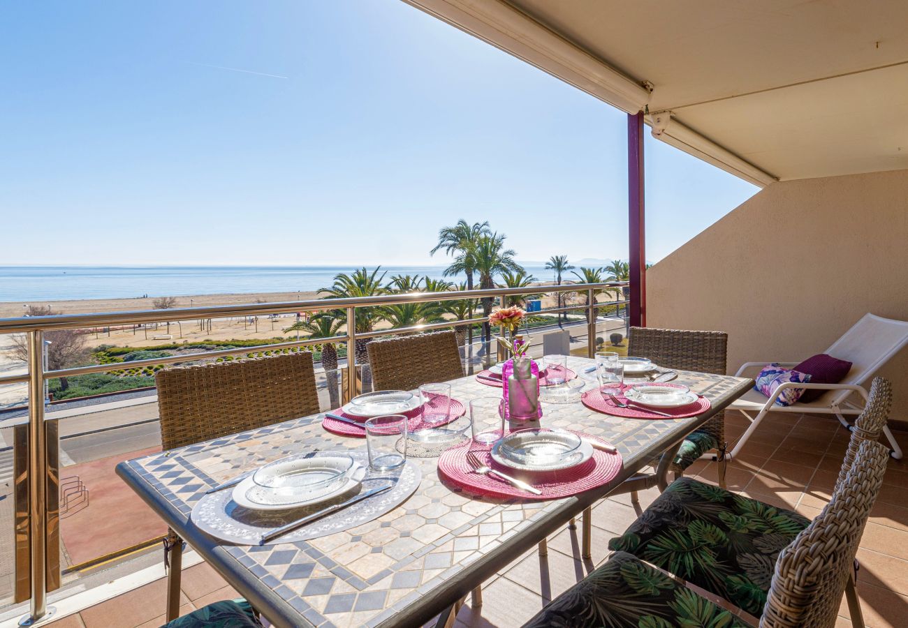 Appartement à Empuriabrava - 0085-MIRABLAU Appartement avec vue sur mer