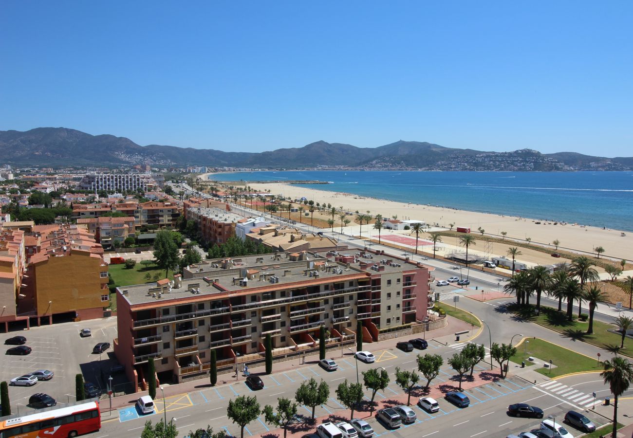 Appartement à Empuriabrava - 0088-MIRABLAU Appartement avec vue latérale sur la plage