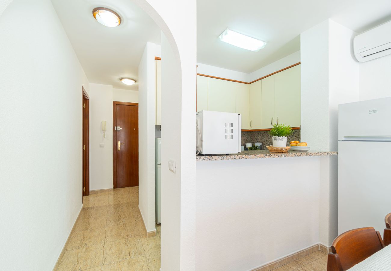 Appartement à Empuriabrava - 0088-MIRABLAU Appartement avec vue latérale sur la plage