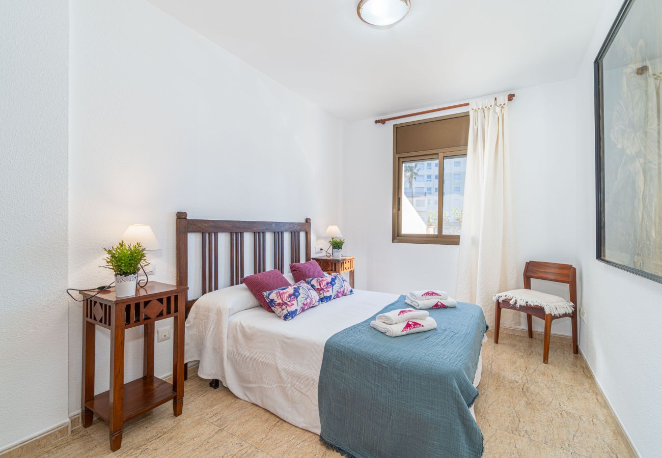 Appartement à Empuriabrava - 0088-MIRABLAU Appartement avec vue latérale sur la plage
