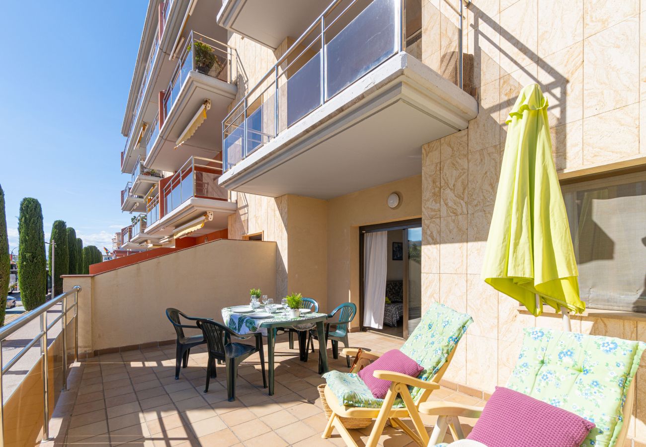 Appartement à Empuriabrava - 0088-MIRABLAU Appartement avec vue latérale sur la plage