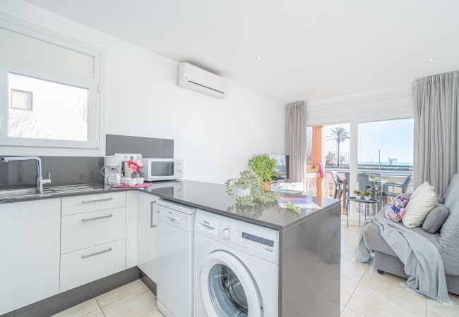 Апартаменты на Empuriabrava - 0015-BAHIA квартира напротив пляжа с беспроводным доступом в Интернет