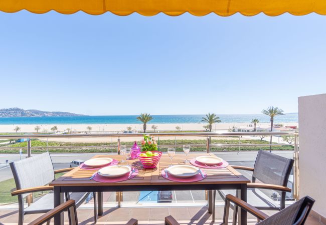 Апартаменты на Empuriabrava - 0083-BLAUCEL Квартира с видом на море