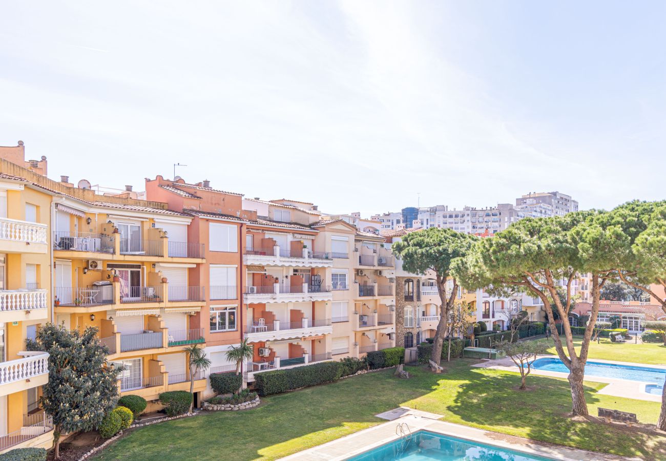 Апартаменты на Эмпуриабра / Empuriabrava - 0067-GRAN RESERVA  квартира недалеко от пляжа