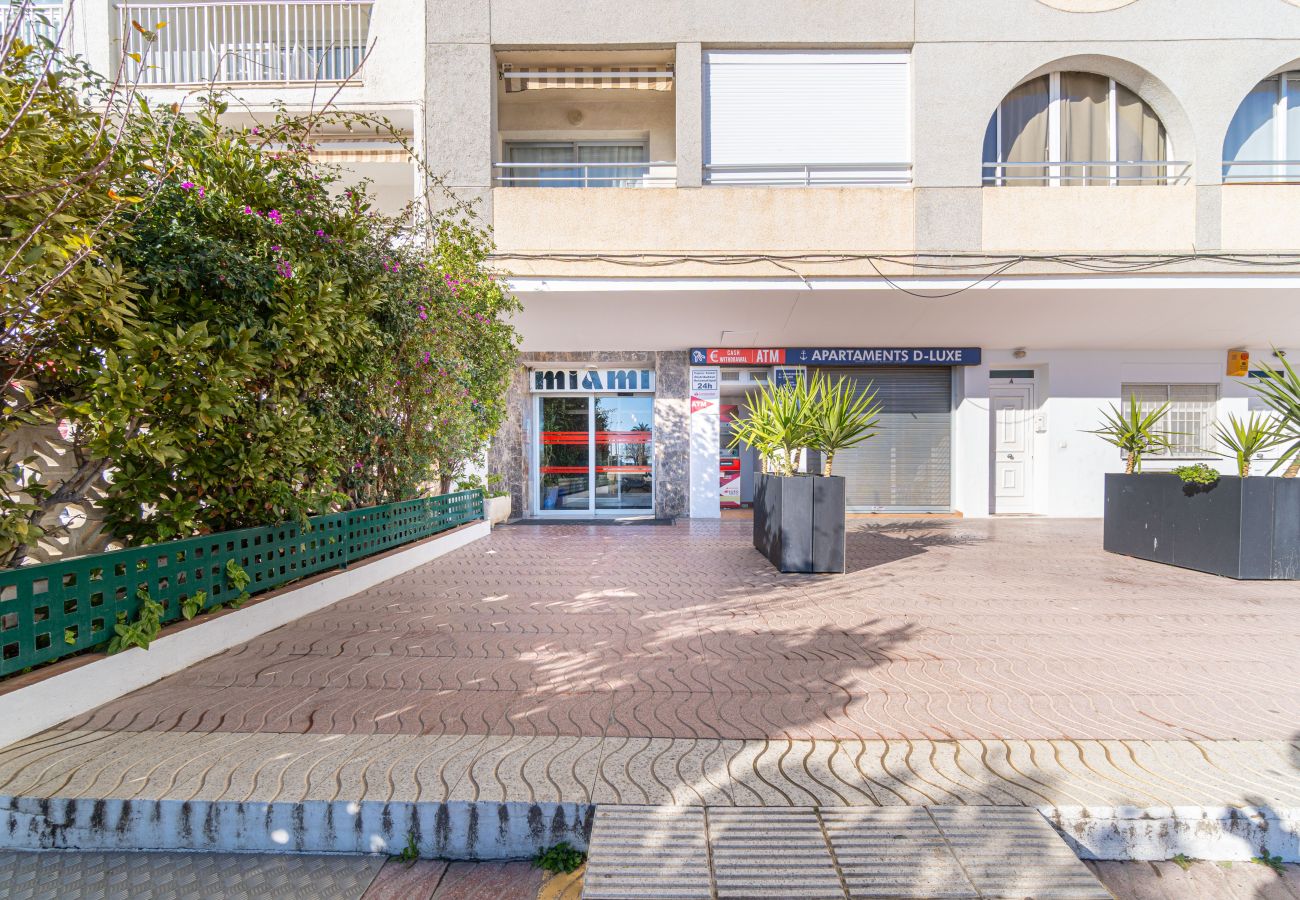 Квартира-студия на Эмпуриабра / Empuriabrava - 0114-MIAMI  Студия с видом на море