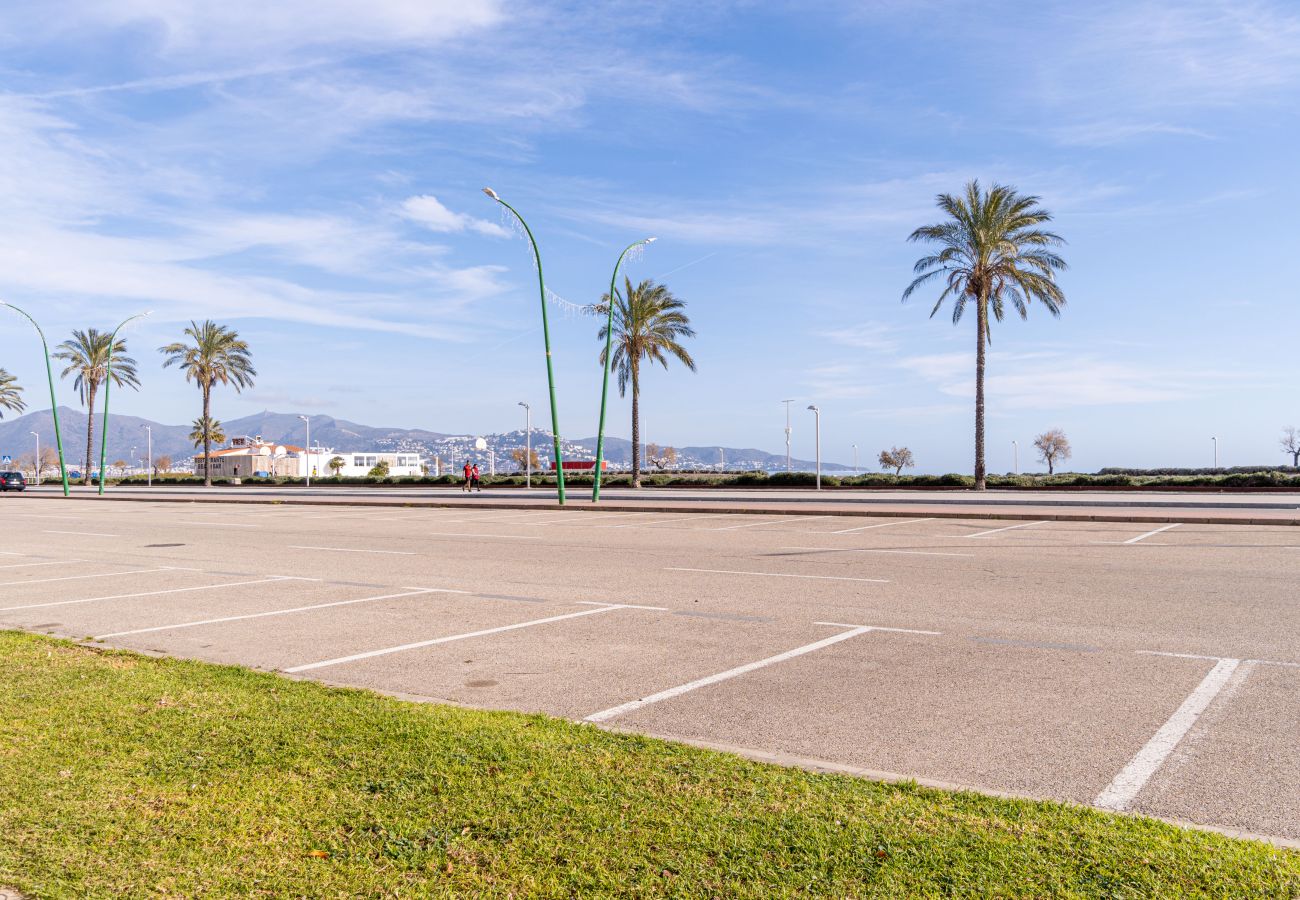 Апартаменты на Эмпуриабра / Empuriabrava - 0091-MARENOSTRUM Квартира на берегу моря