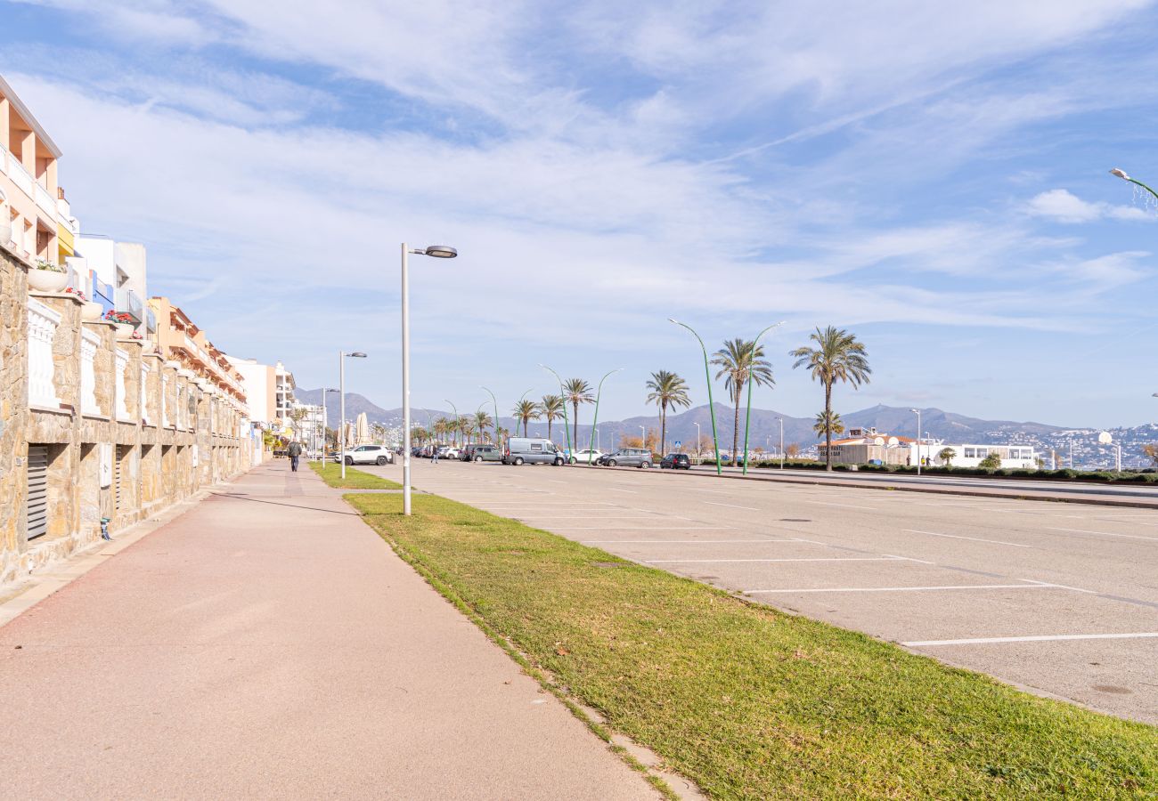 Апартаменты на Эмпуриабра / Empuriabrava - 0098-MARENOSTRUM Квартира на берегу моря